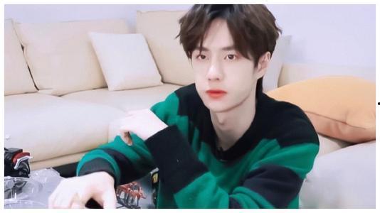 吃瓜娱乐圈王一博,娱乐圈的瓜中明星,魅力与实力并存